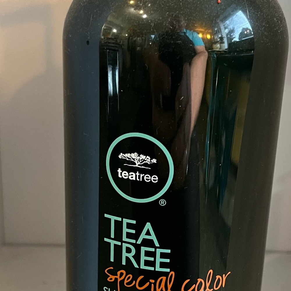 Paul Mitchell Tea Tree Special Color Shampoo - Black and Green